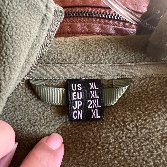 Olive Green Men's Hooded Jacket - Picture 3 of 4